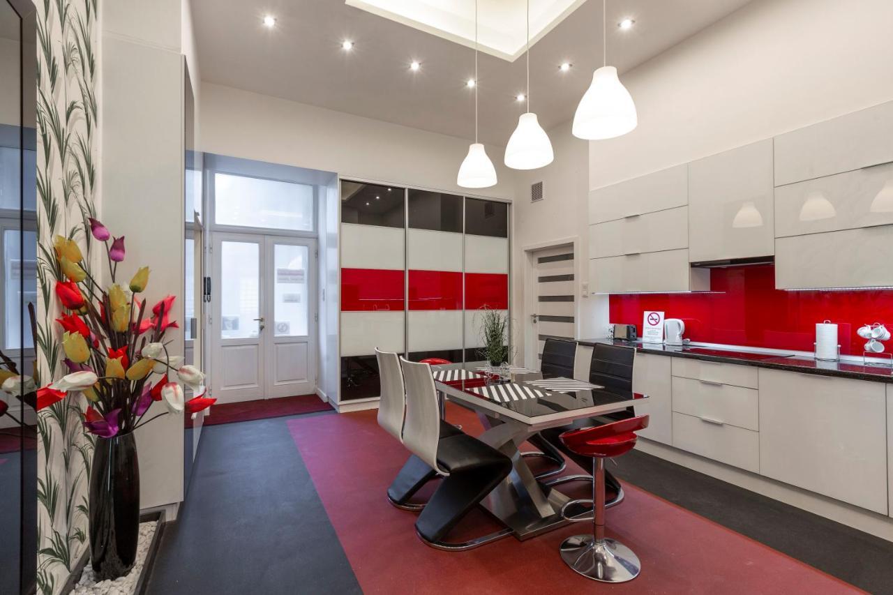 Exclusive Marilyn Apartment In The Heart Of Budapeste Exterior foto